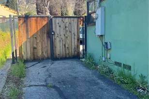 147 W Las Flores, Altadena, CA 91001 - Photo 16