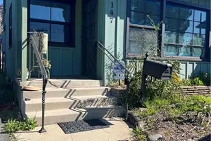 147 W Las Flores, Altadena, CA 91001 - Photo 2