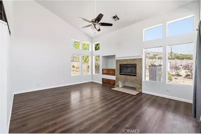 2856 Cloverdale Court, Palmdale, CA 93551 - Photo 10