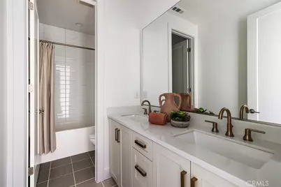 181 E Palm Street, Altadena, CA 91001 - Photo 16