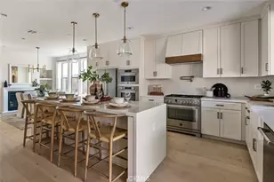 181 E Palm St, Altadena, CA 91001 - Photo 2