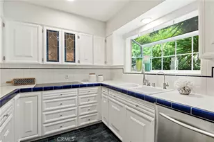 3250 Velma Dr, Los Angeles, CA 90068 - Photo 12