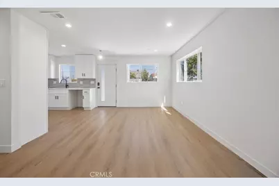 1154 W 67th, Los Angeles, CA 90044 - Photo 2