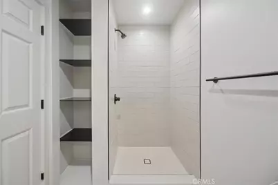 1154 W 67th, Los Angeles, CA 90044 - Photo 38