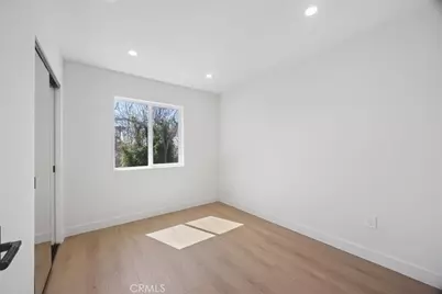 1154 W 67th, Los Angeles, CA 90044 - Photo 26