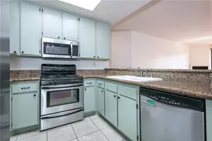 221 S Oak Knoll Ave, Pasadena, CA 91101 - Photo 8
