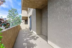 221 S Oak Knoll Ave, Pasadena, CA 91101 - Photo 24