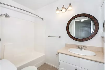 221 S Oak Knoll Avenue #202, Pasadena, CA 91101 - Photo 22