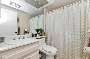 4652 Don Lorenzo, Los Angeles, CA 90008 - Photo 28