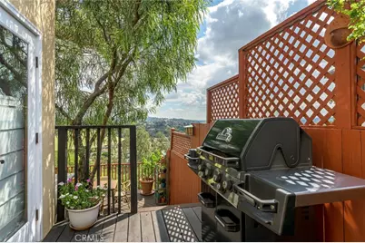 1404 Corona Drive, Glendale, CA 91205 - Photo 44