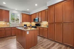 27563 Weeping Willow Dr, Valencia, CA 91354 - Photo 8