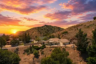 11326 Eby Canyon Rd, Sunland, CA 91040 - Photo 10