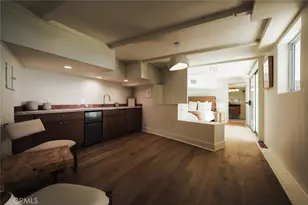 8448 Franklin, Los Angeles, CA 90069 - Photo 30