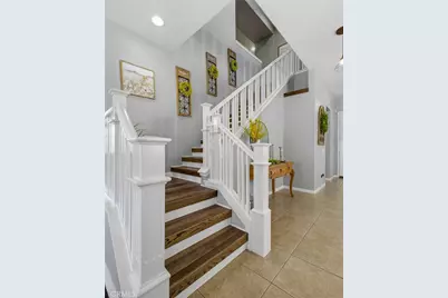 21116 Cross Creek Drive, Saugus, CA 91350 - Photo 22