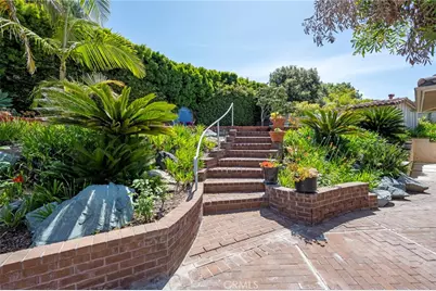 8361 Calle Del Cielo, La Jolla, CA 92037 - Photo 14
