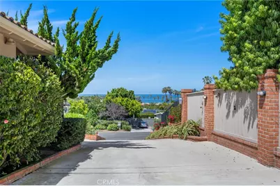 8361 Calle Del Cielo, La Jolla, CA 92037 - Photo 18