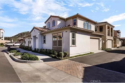 20506 Galloway Drive, Saugus, CA 91350 - Photo 32