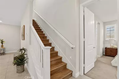20506 Galloway Drive, Saugus, CA 91350 - Photo 10