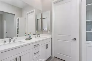 25118 Citron Ln, Canyon Country, CA 91387 - Photo 16