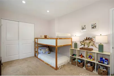 998 Bella Vista Avenue, Pasadena, CA 91107 - Photo 12
