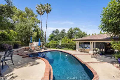 3854 Hampstead, La Canada Flintridge, CA 91011 - Photo 32