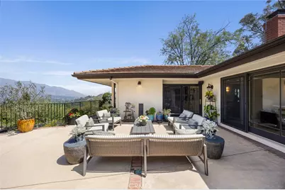 3854 Hampstead Road, La Canada Flintridge, CA 91011 - Photo 10