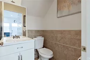 18347 Saticoy St, Reseda, CA 91335 - Photo 14