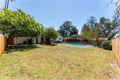 2429 Ganesha Avenue, Altadena, CA 91001 - Photo 20