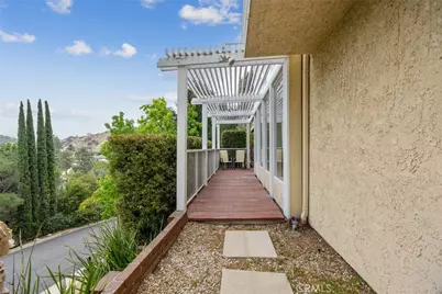 2321 Via Saldivar, Glendale, CA 91208 - Photo 4