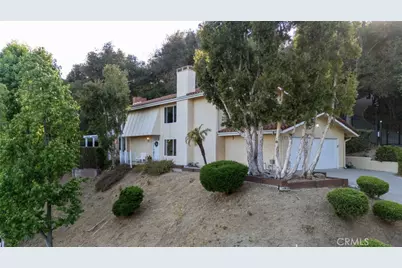 2321 Via Saldivar, Glendale, CA 91208 - Photo 2