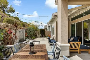 18728 Seville Way, Canyon Country, CA 91387 - Photo 4