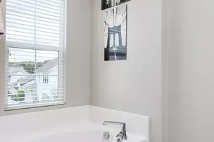 18728 Seville Way, Canyon Country, CA 91387 - Photo 30