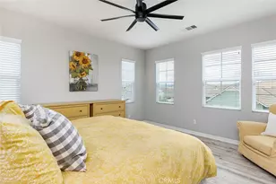 18728 Seville Way, Canyon Country, CA 91387 - Photo 26