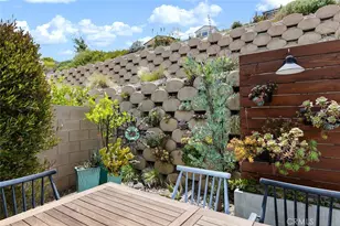 18728 Seville Way, Canyon Country, CA 91387 - Photo 34