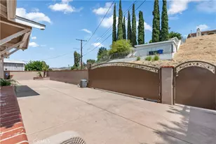 8926 Oswego St, Sunland, CA 91040 - Photo 42