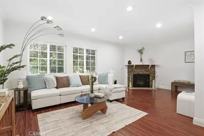 4189 Vineland Avenue #111, Studio City, CA 91602 - Photo 1