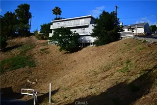 3615 Sunswept Dr, Studio City, CA 91604 - Photo 2