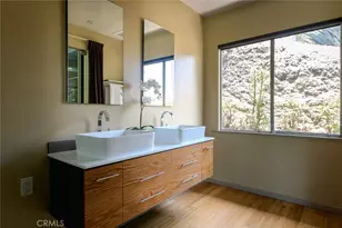 2770 Mira Vista Dr, Glendale, CA 91208 - Photo 36