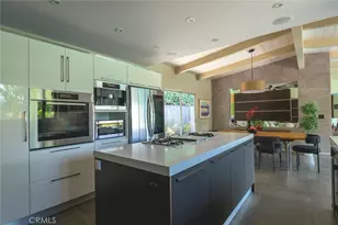 2770 Mira Vista Dr, Glendale, CA 91208 - Photo 18
