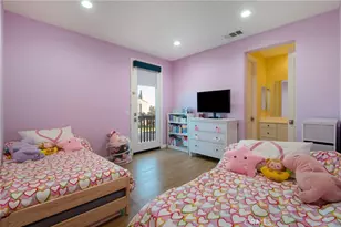 885 E Manresa, Azusa, CA 91702 - Photo 22
