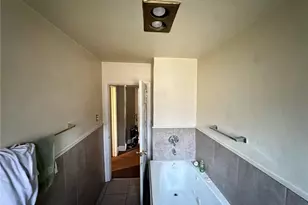 339 W 76th, Los Angeles, CA 90003 - Photo 16