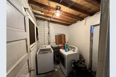 339 W 76th, Los Angeles, CA 90003 - Photo 8