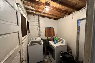 339 W 76th, Los Angeles, CA 90003 - Photo 8