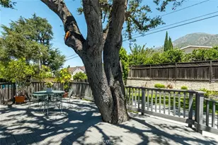2363 Rockdell, La Crescenta, CA 91214 - Photo 40