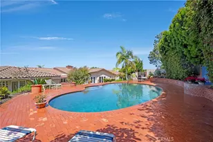 8361 Calle Del Cielo, La Jolla, CA 92037 - Photo 10