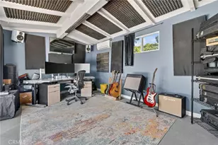 17061 Parthenia St, Sherwood Forest, CA 91325 - Photo 44