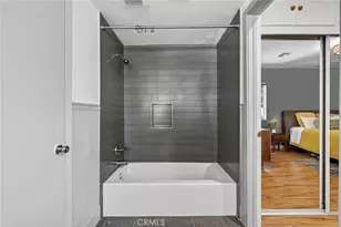 17061 Parthenia St, Sherwood Forest, CA 91325 - Photo 32