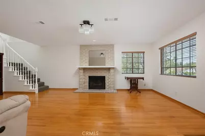 81 W Montecito Avenue, Sierra Madre, CA 91024 - Photo 6