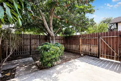 81 W Montecito Avenue, Sierra Madre, CA 91024 - Photo 22
