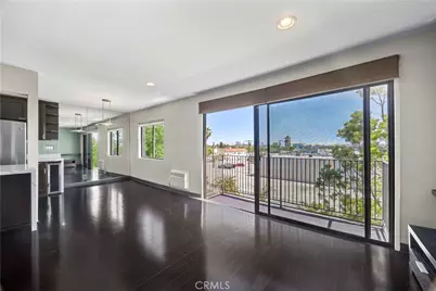 1930 N Vermont #302, Los Angeles, CA 90027 - Photo 2